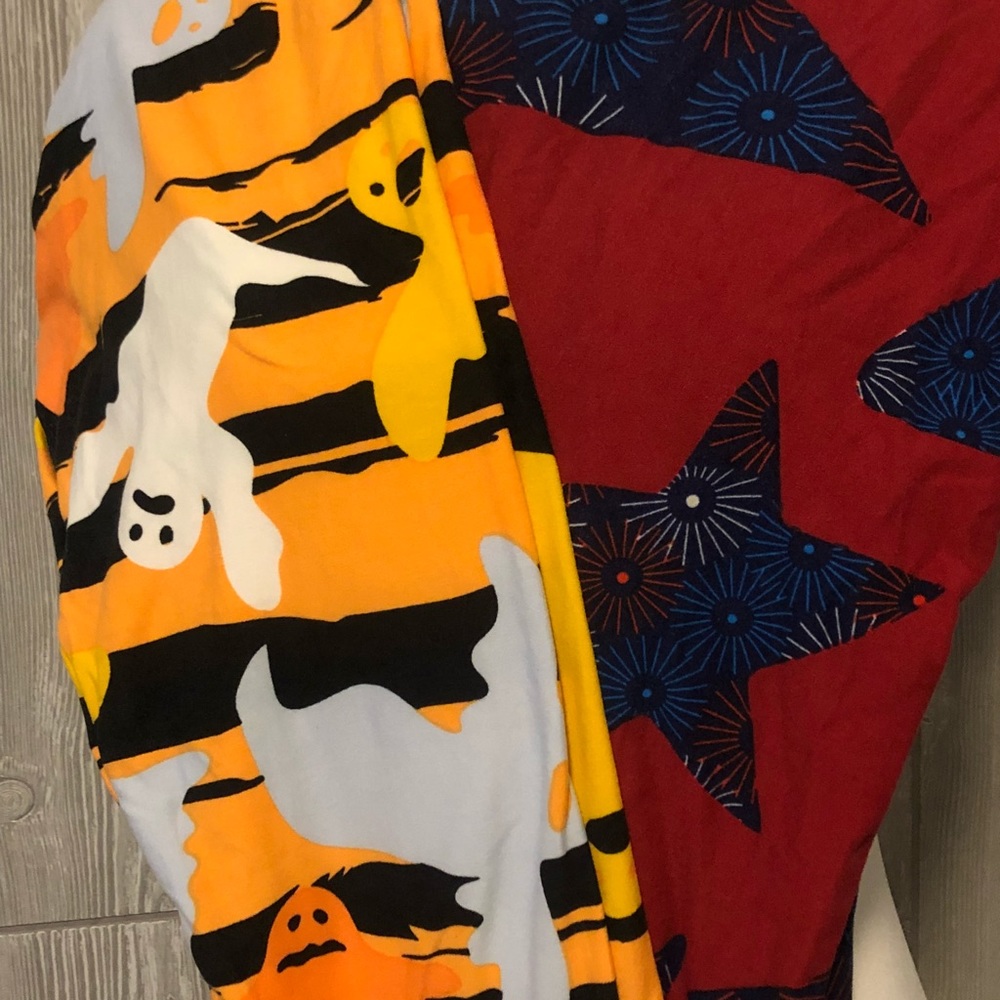 LuLaRoe holiday leggings